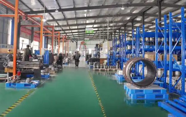 What are the requirements for fluid conductivity in the procurement of electromagnetic flow meters by King of Standards?